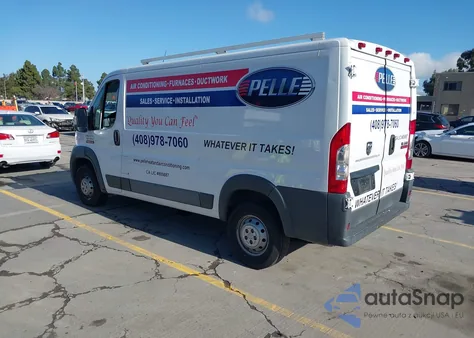 2017 Ram Promaster 1500 Low Roof 136 Wb z USA, uszkodzony, nr VIN 3C6TRVAG0HE516140